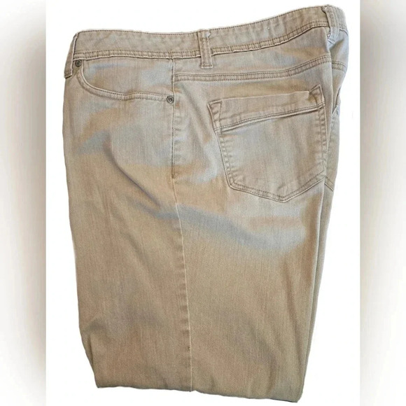 Sonoma, Size 10, Modern Fit Cropped Denim - Picture 6 of 10